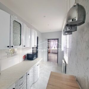 Podkarpackie. Przemyśl. pl. Katedralny. Mieszkania na wynajem (386/2609/OMW)