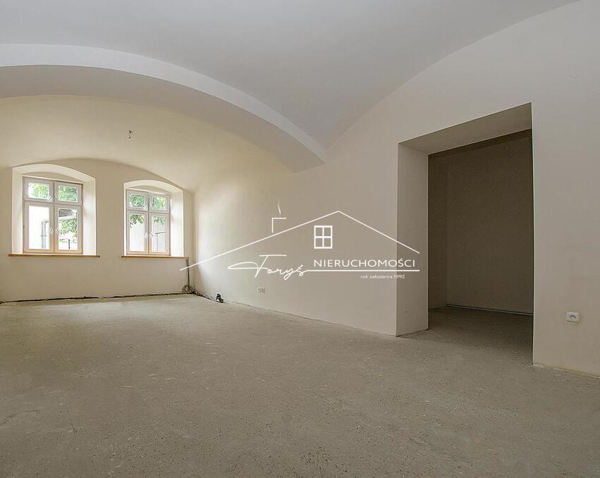 Lokal użytkowy na wynajem Jarosław, ul. Rynek, 88 m²